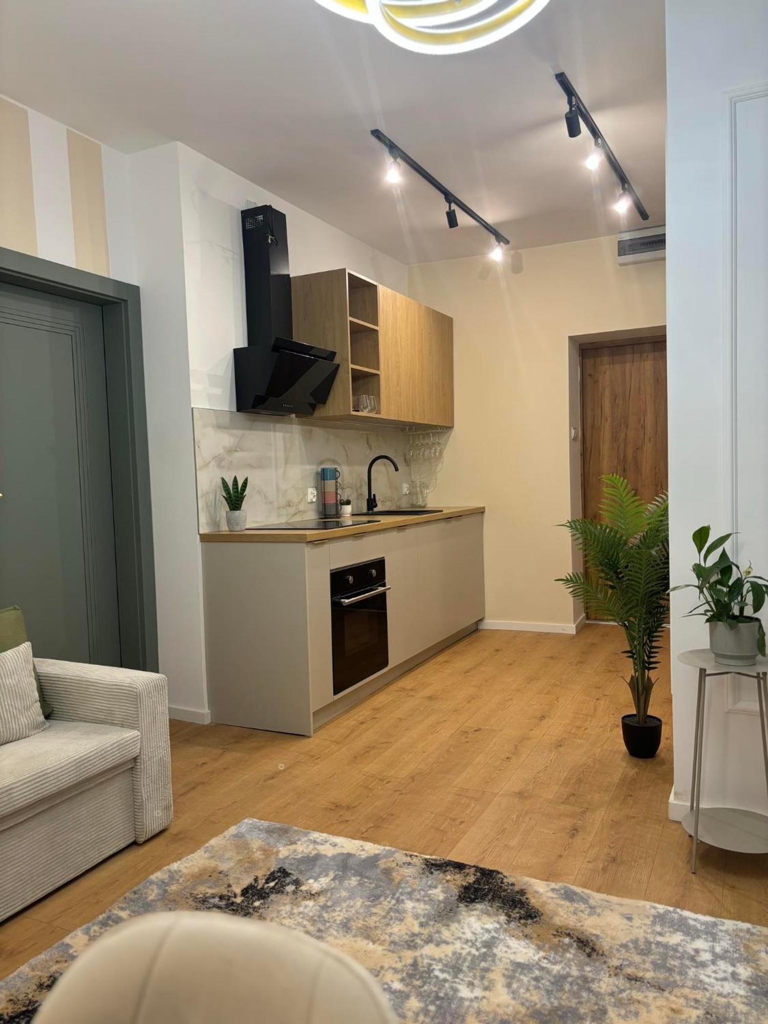 Apartament Pod Wieza 1 Wałbrzych Dış mekan fotoğraf
